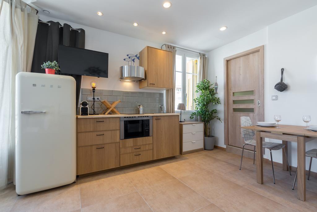 Palais Saint Pierre Apartment Cagnes-sur-Mer Exterior photo