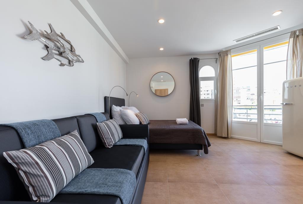 Palais Saint Pierre Apartment Cagnes-sur-Mer Exterior photo