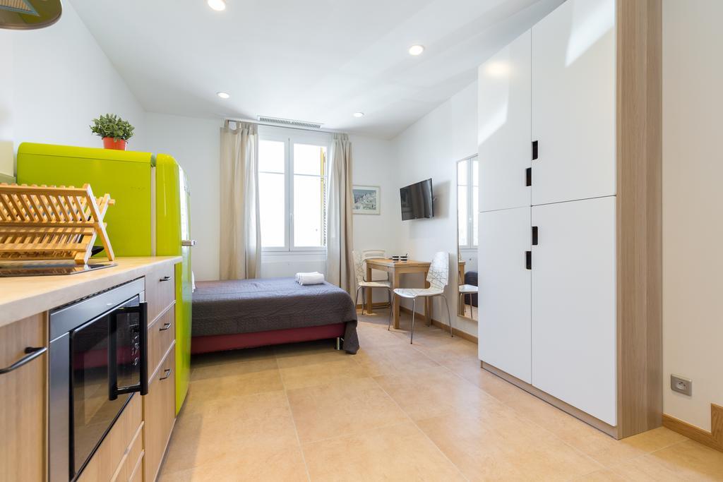 Palais Saint Pierre Apartment Cagnes-sur-Mer Exterior photo