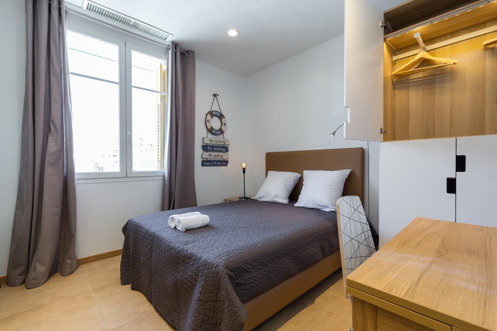 Palais Saint Pierre Apartment Cagnes-sur-Mer Exterior photo