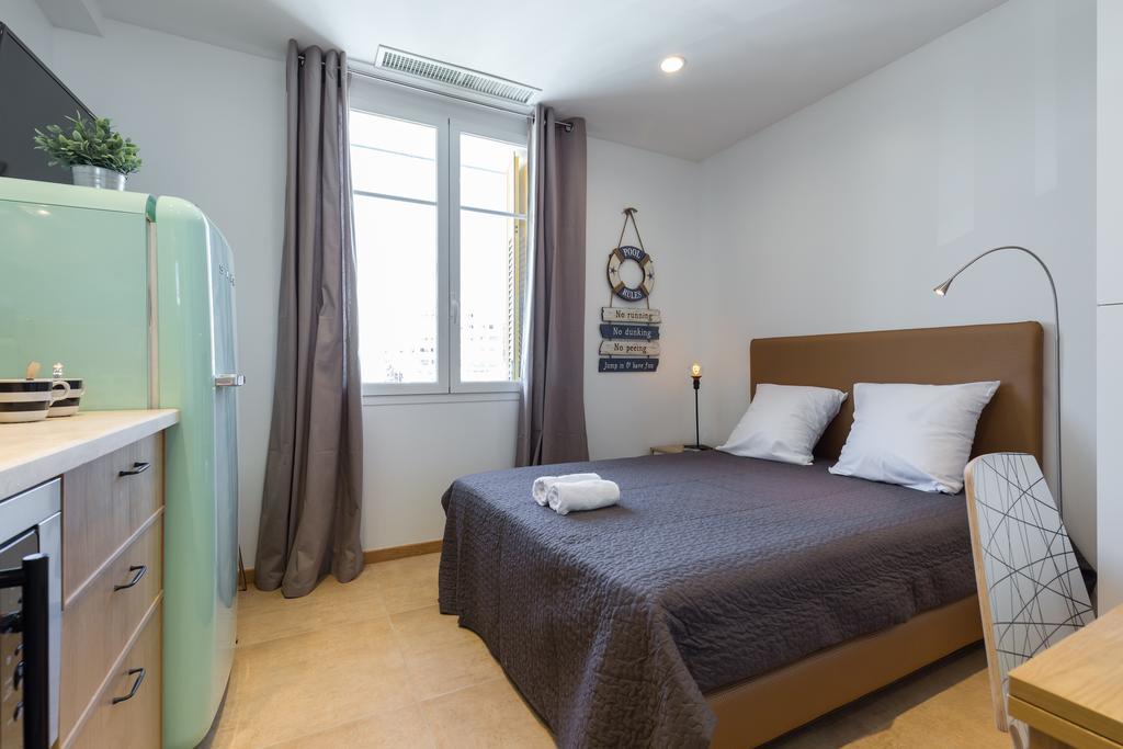 Palais Saint Pierre Apartment Cagnes-sur-Mer Exterior photo