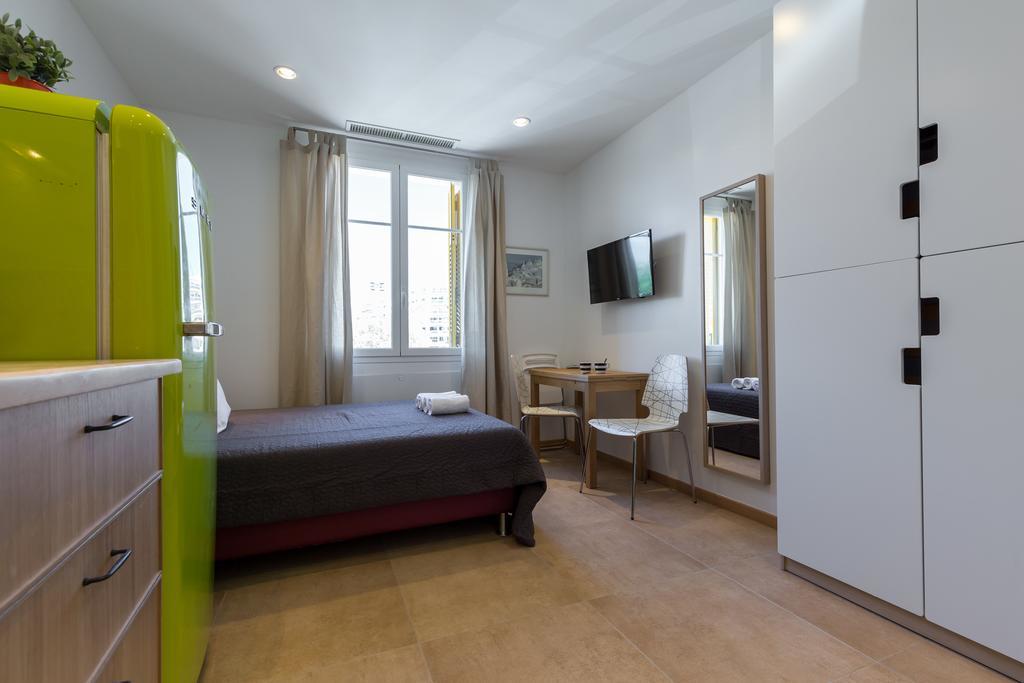 Palais Saint Pierre Apartment Cagnes-sur-Mer Exterior photo